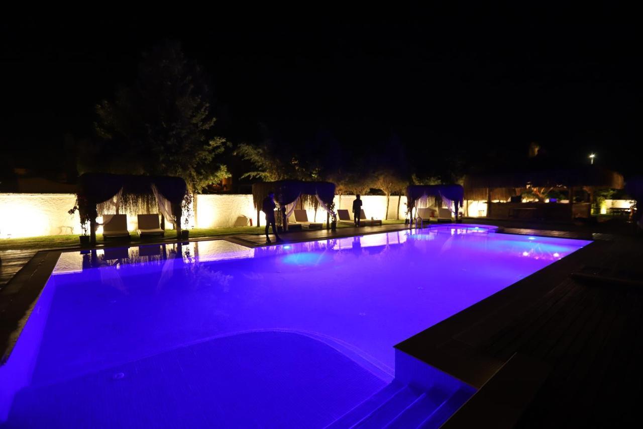 Albeon Luxury Hotel - อาเลอเจอติ ภายนอก รูปภาพ