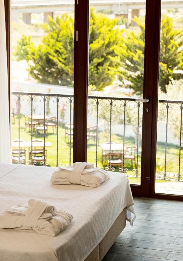 Albeon Luxury Hotel - อาเลอเจอติ ภายนอก รูปภาพ