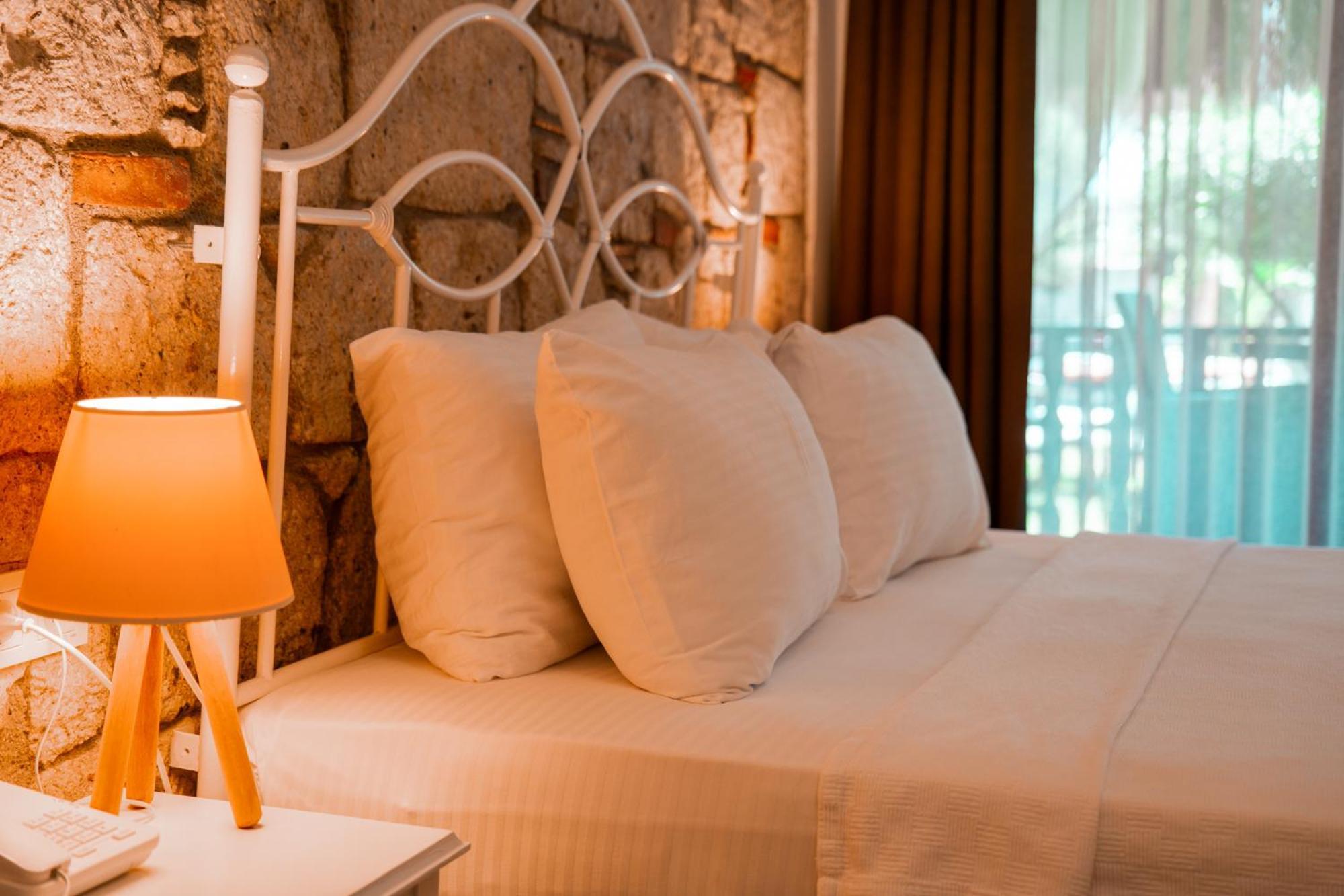 Albeon Luxury Hotel - อาเลอเจอติ ภายนอก รูปภาพ